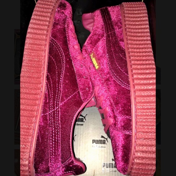 7.5 black Pumas .. Fit for size 9 foot! (NOW SOLD) - Picture 2 of 2