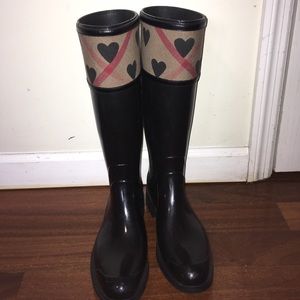 Burberry rainboots