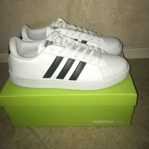 Adidas neo originals size 9