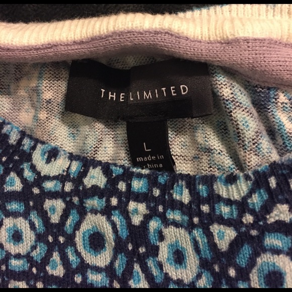The Limited Lightweight Printed Sweater - Picture 4 of 4