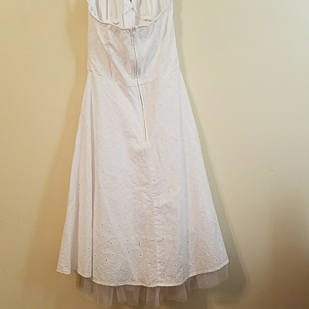 Dress - Picture 3 of 3