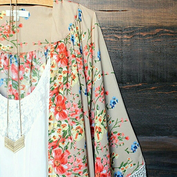 Boho floral kimono - Picture 3 of 3