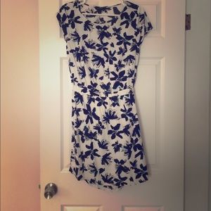 Black and white flowered print summer dress