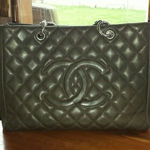 Chanel Caviar Grand Shopping Tote