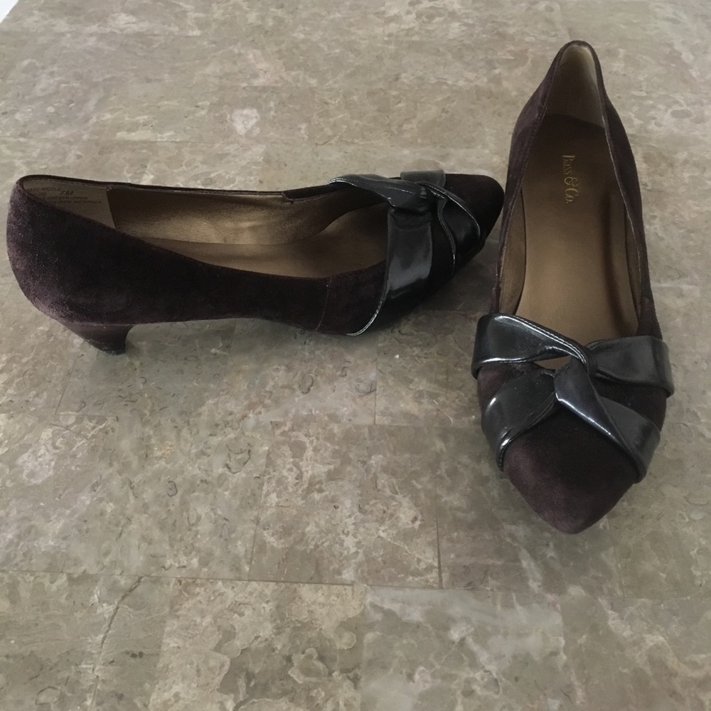 Bass and co low brown heels