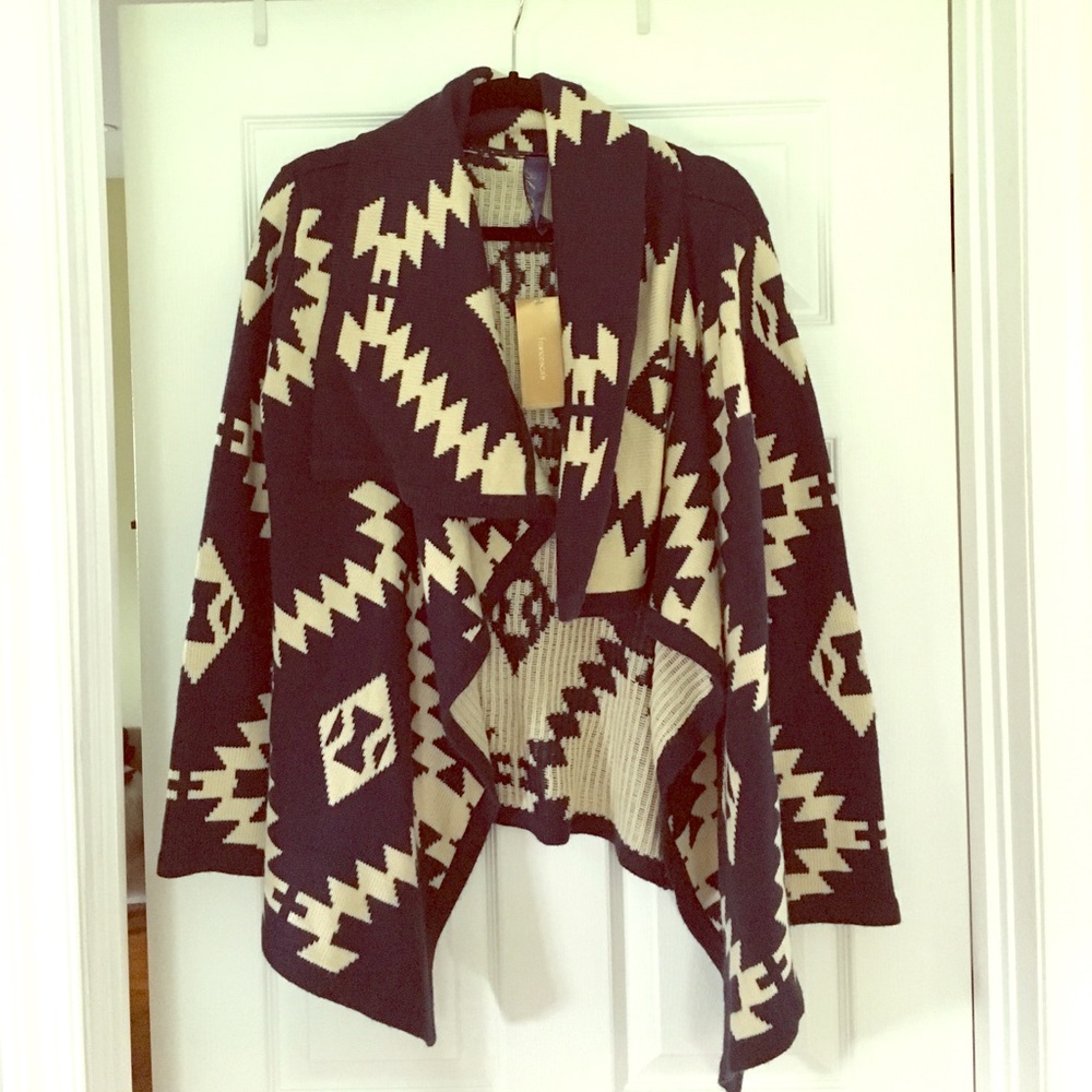 Francesca's Collections sweater