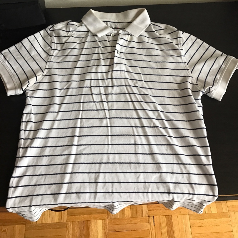 Untuckit white and blue striped polo