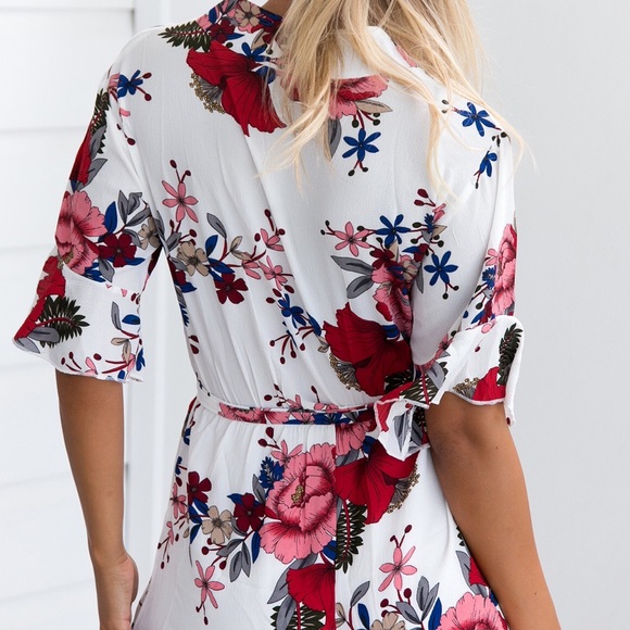 LAST 1 (LRG) SEE YOU Playsuit Romper - Picture 2 of 6