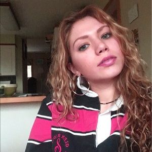 Meet your Posher, Bronwyn