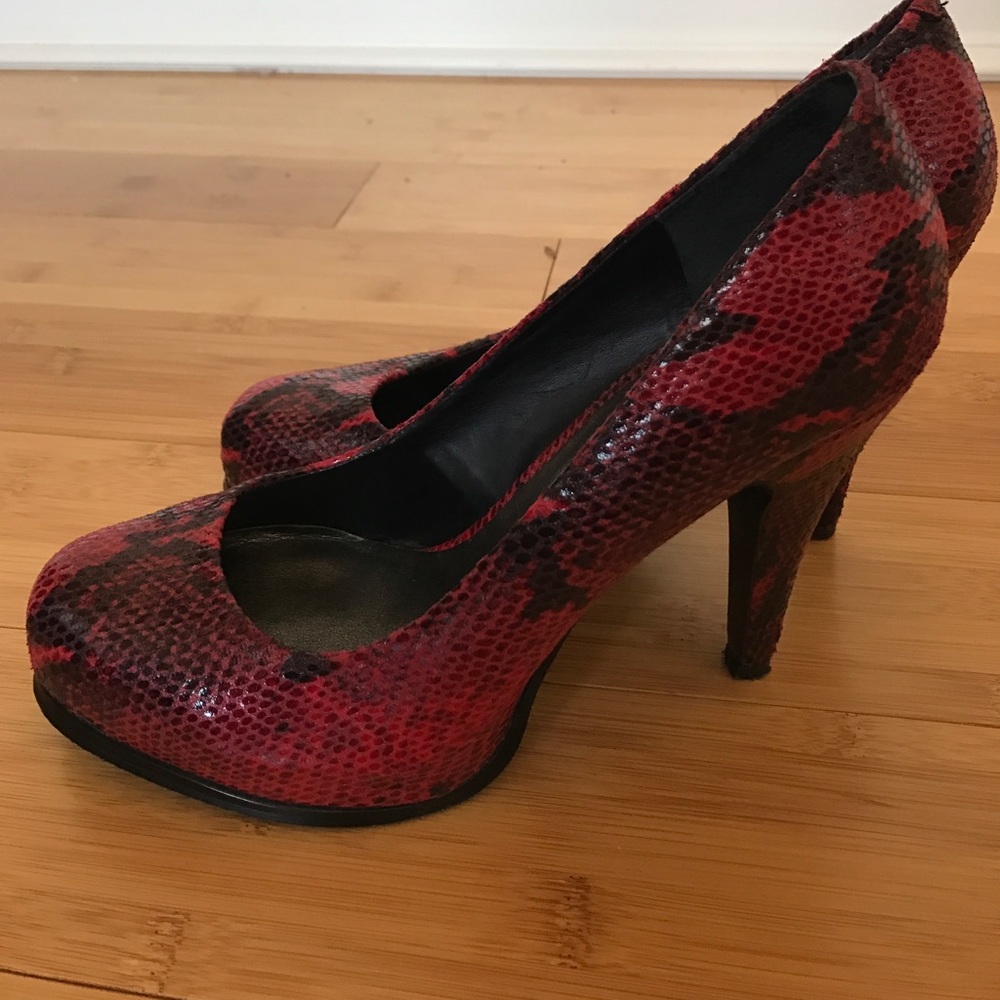 Nine West Red & Black Heels