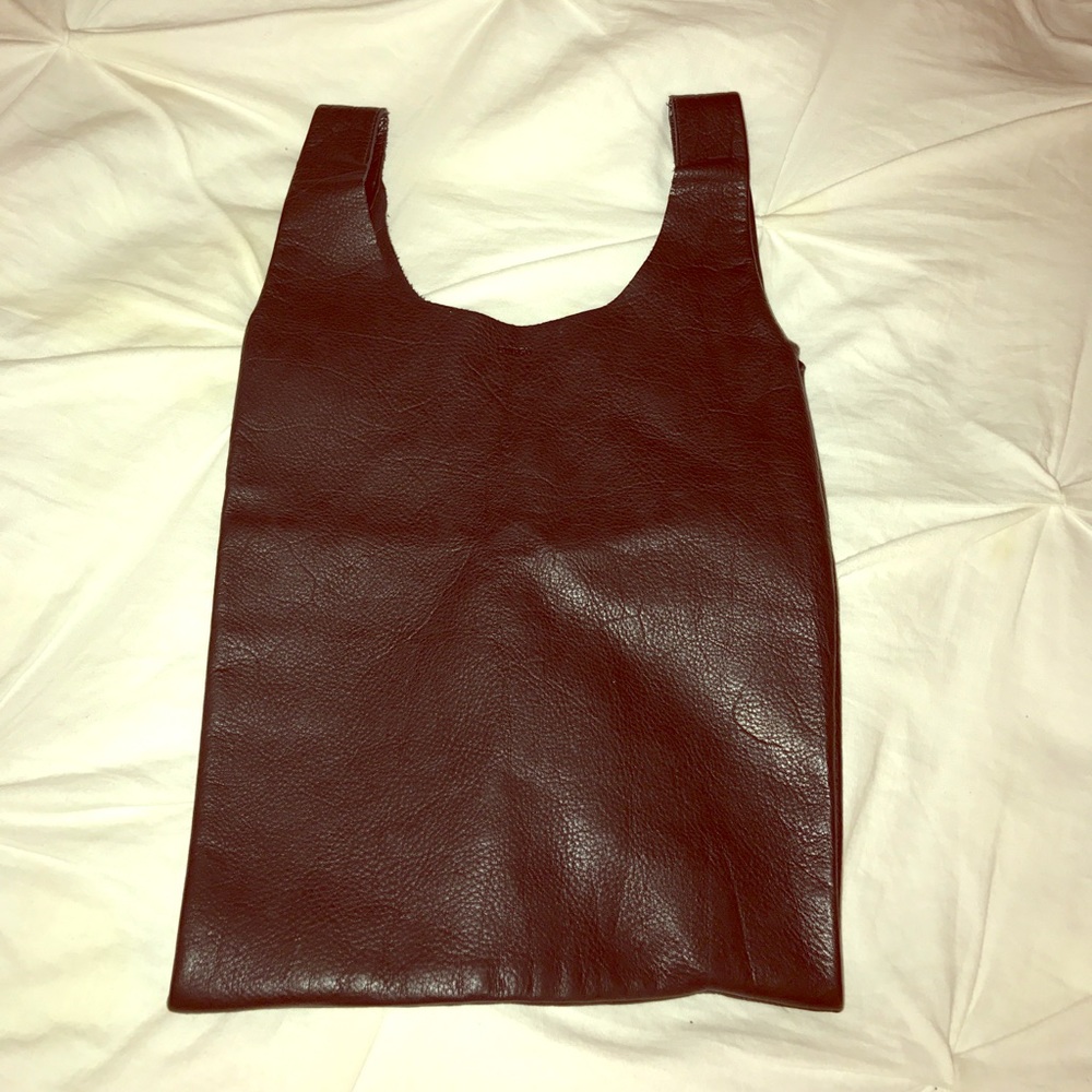 Baggu - Black leather tote- Size medium
