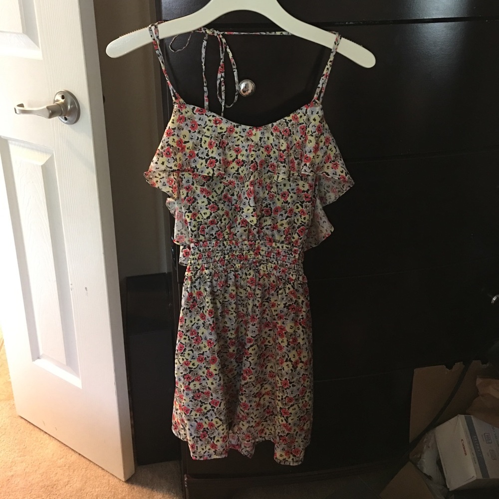Super cute & comfy floral Romper