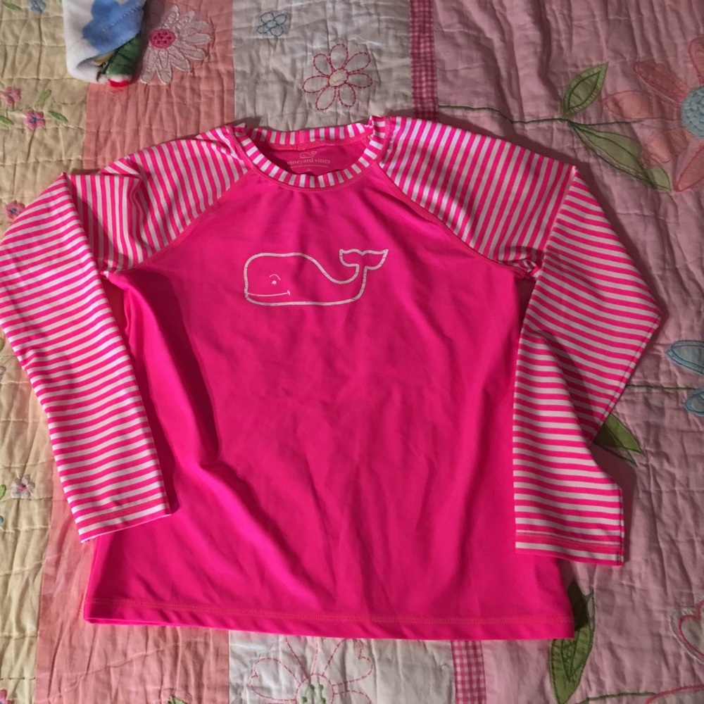 Vineyard vines girls rash guard large