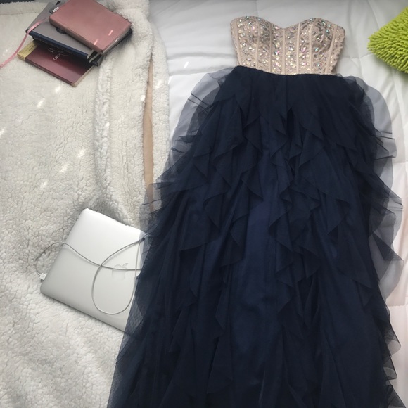 Prom dress - Picture 5 of 5