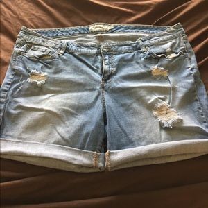 Torrid distressed denim cutoff shorts sz 20