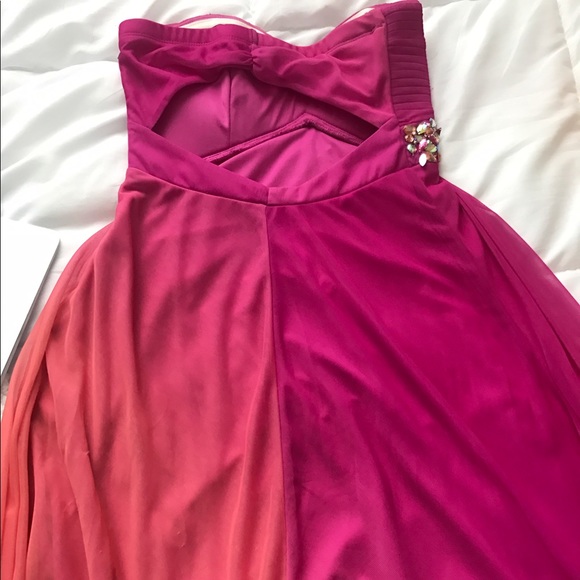 Prom dress - Picture 3 of 5