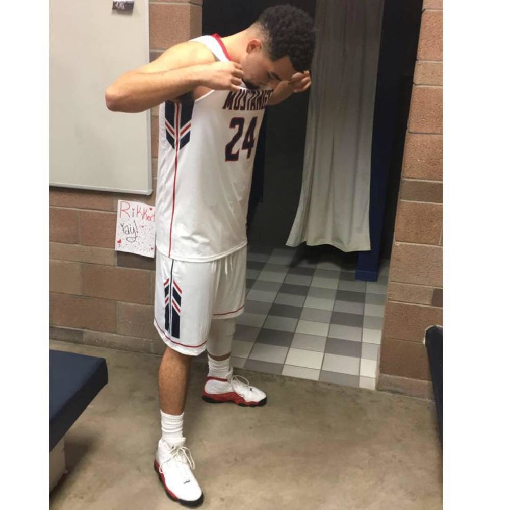 Meet your Posher, Aj