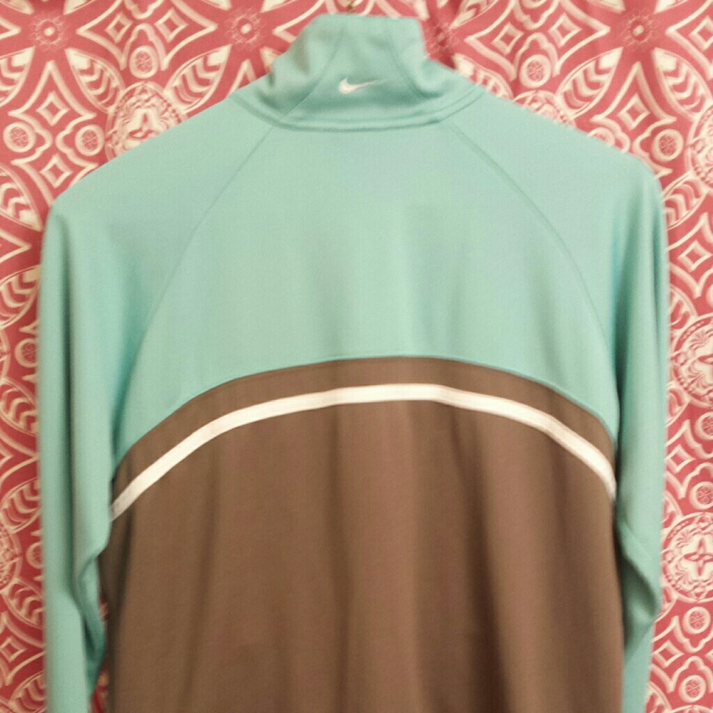 Nike jacket - Picture 3 of 4