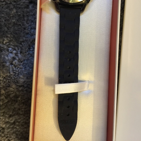 Coach watch. New with tag and box. - Picture 4 of 4