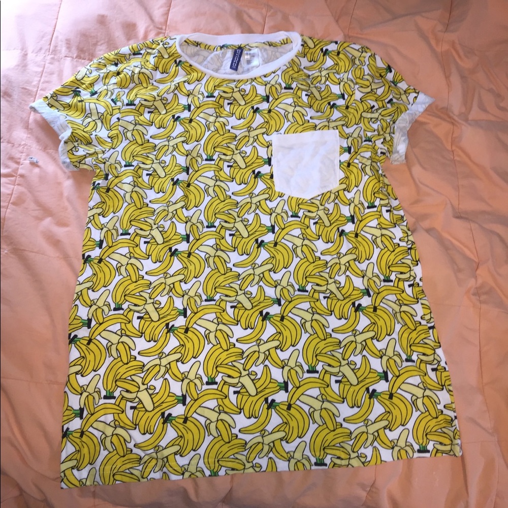 H&M bananas tee shirt