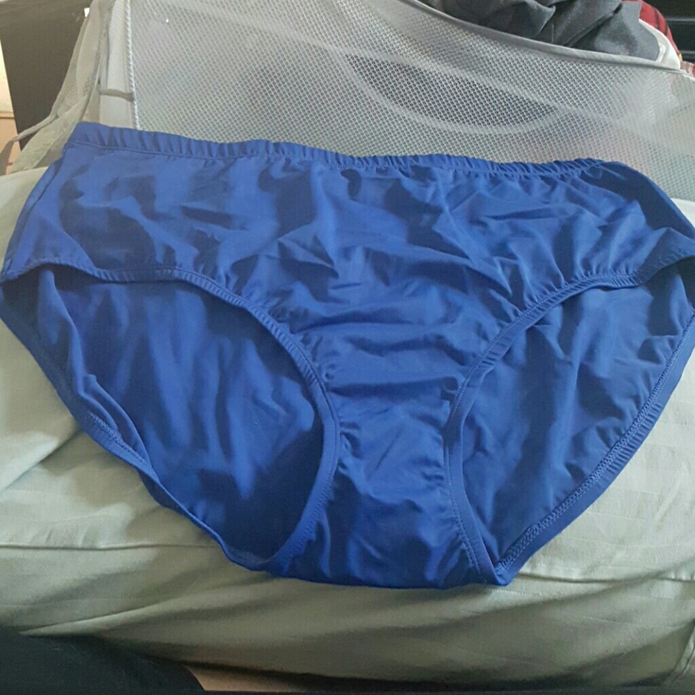 Bikini bottoms
