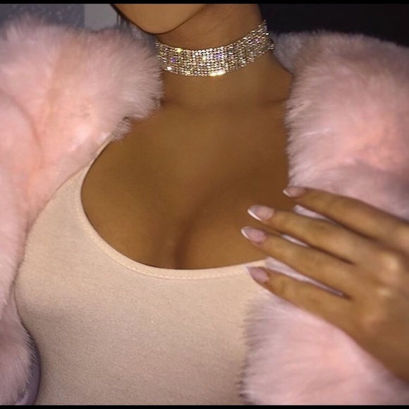 ONE LEFT Diamonds All Over Choker - Picture 2 of 6