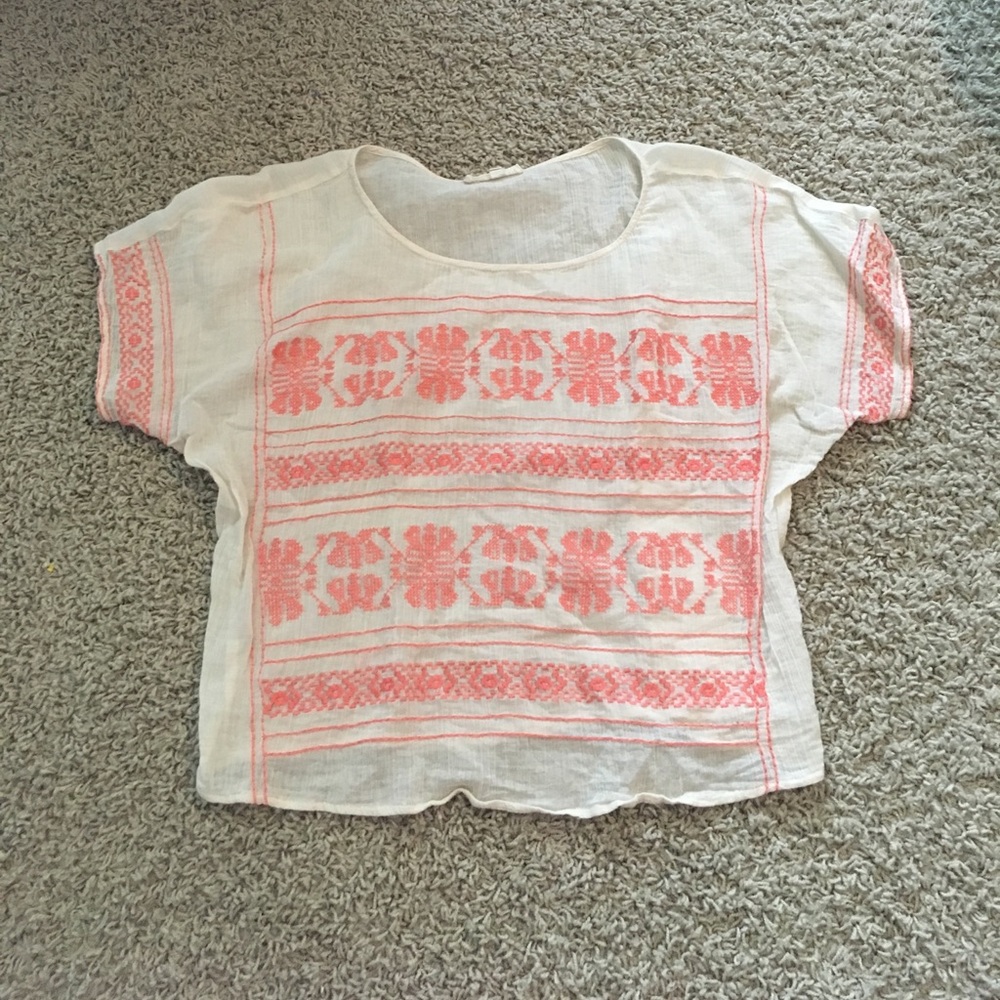 Lush sheer printed top with coral details