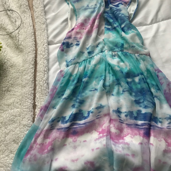 Dress - Picture 3 of 4