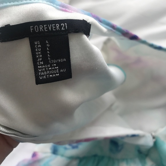 Dress - Picture 4 of 4