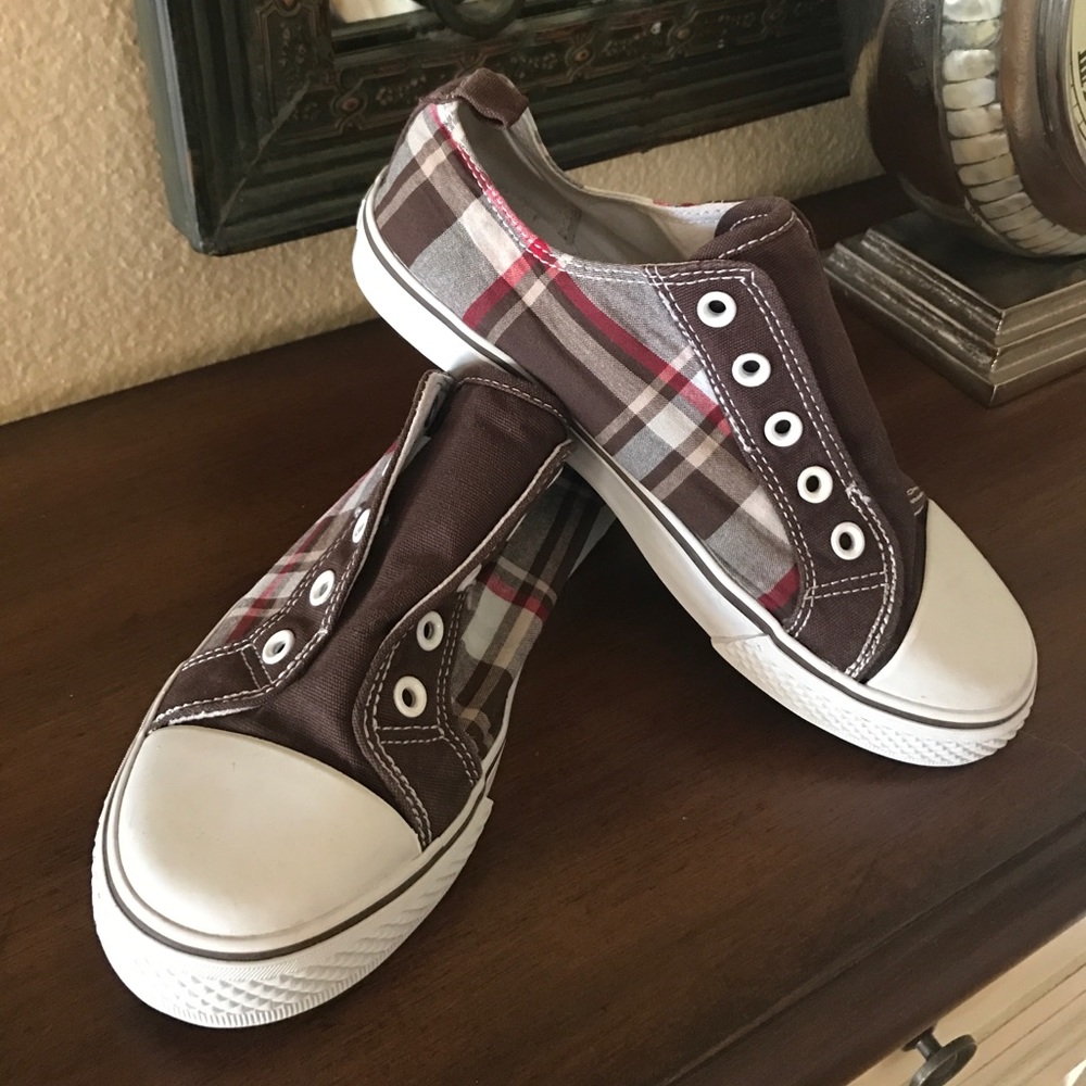 Gymboree "No Laces" Sneakers 👟