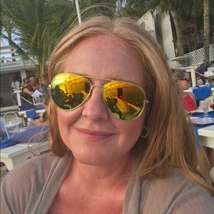 Meet your Posher, Gabriella