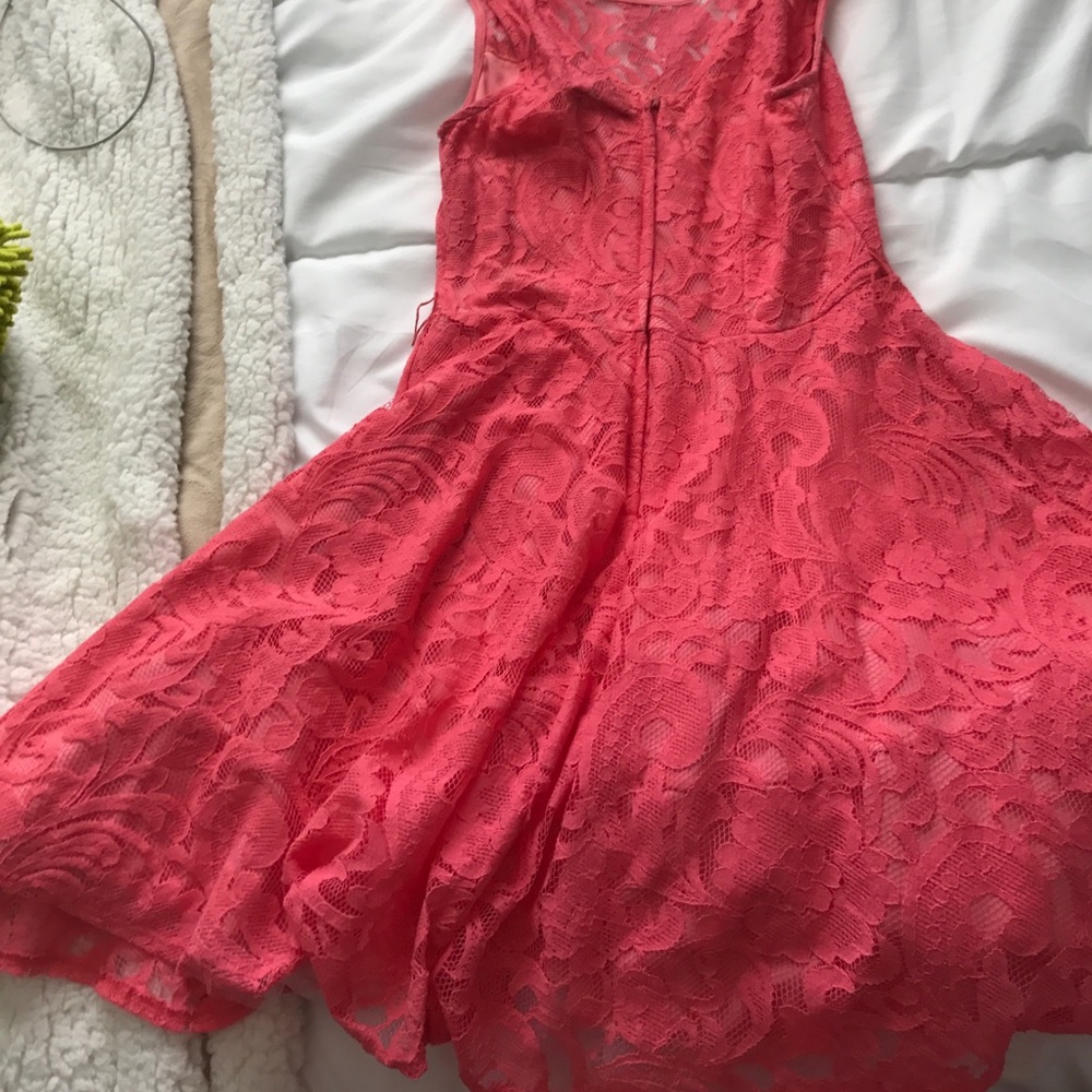 Dress - Picture 2 of 3