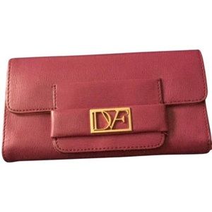 DVF wallet