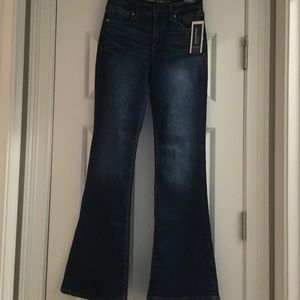 Old Navy Jeans - High-Rise Eco-Friendly Vintage Flare Jeans Old Navy Jeans - High-Rise Eco-Friendly Vintage Flare Jeans