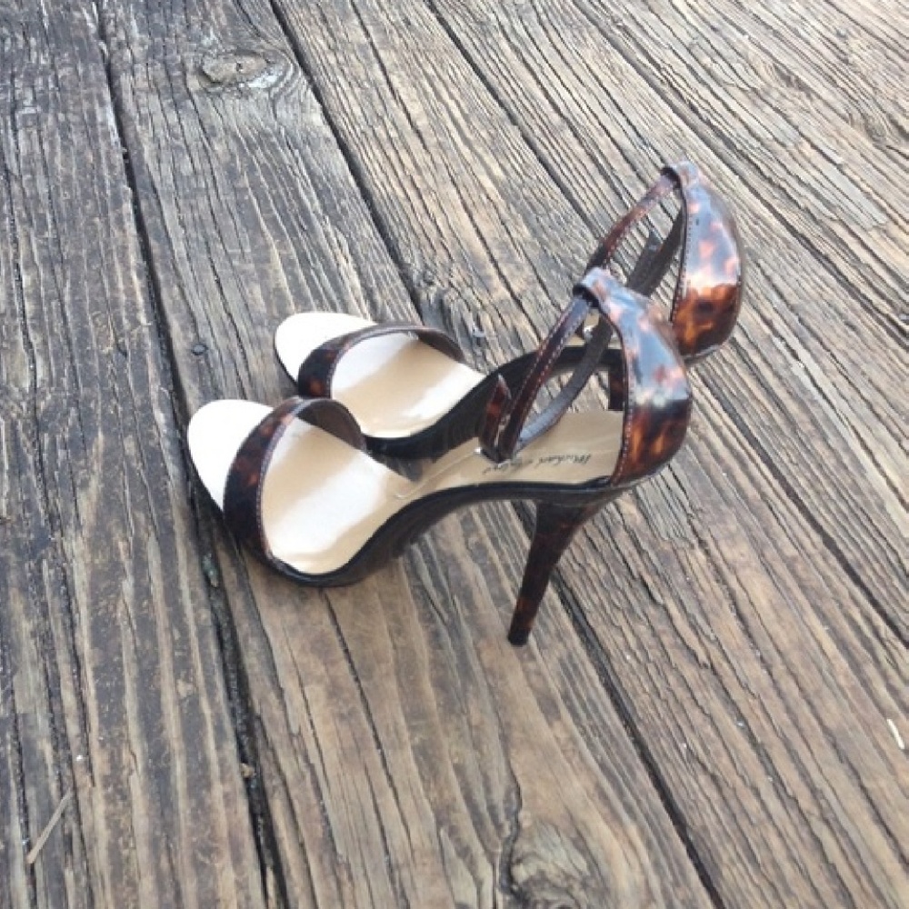 Michael Antonio leopard print sandal heels 8
