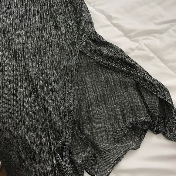 Dress - Picture 6 of 7