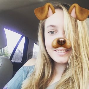 Meet your Posher, Avery