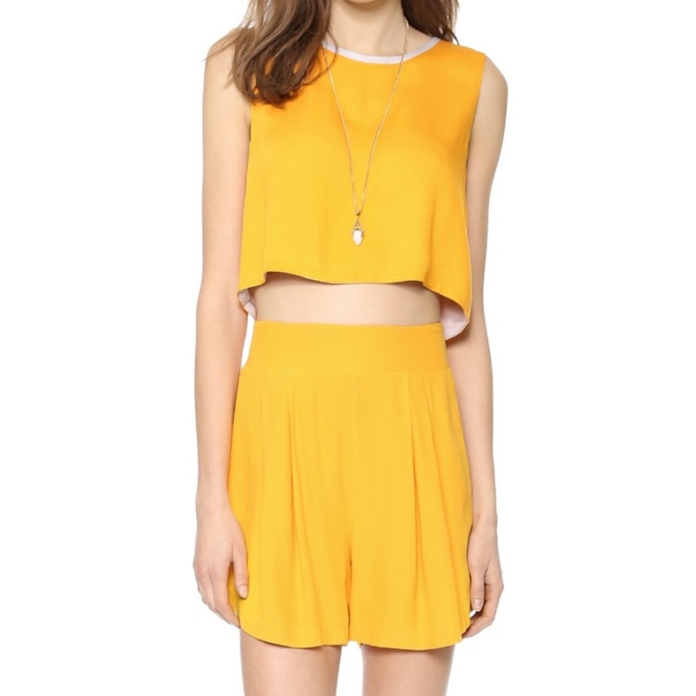 Matching set with a reversal top