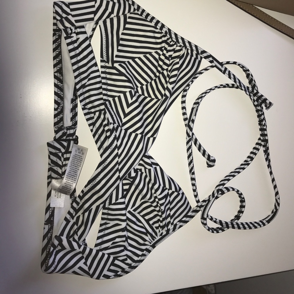 Cross Cross bikini top