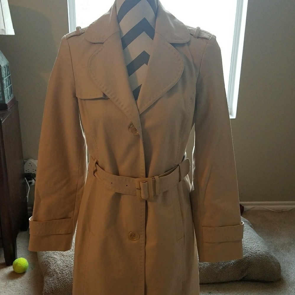 Kenneth Cole Reaction Trench coat