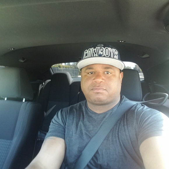 Meet your Posher, Adrian - Picture 1 of 1