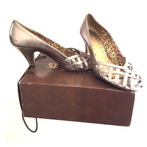 Size 10 Seychelles Eyeliner shoe