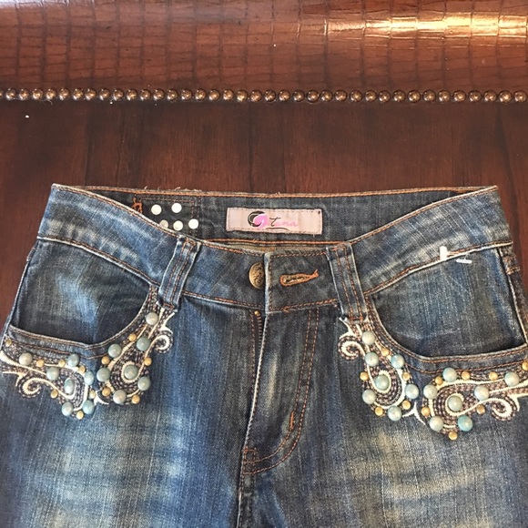 Boutique Jeans - Picture 2 of 5