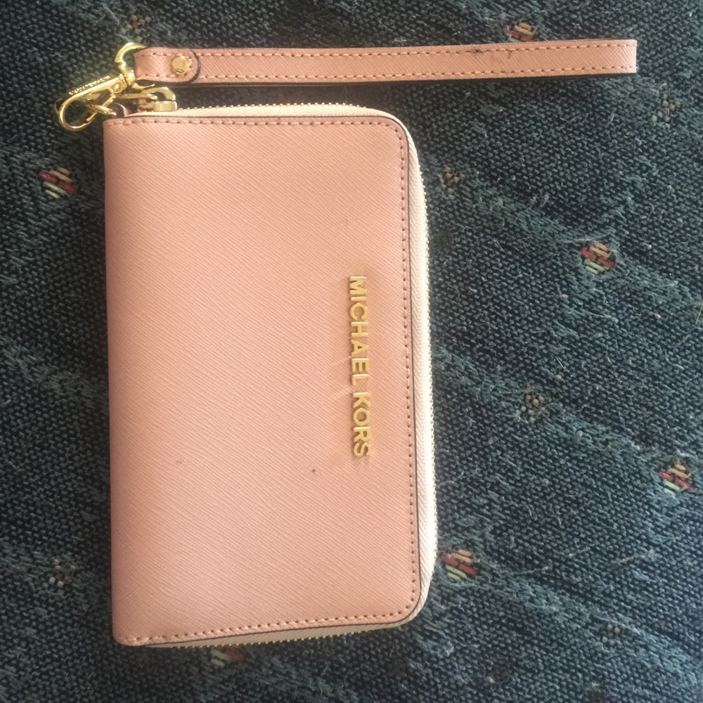 Michael kors wallet! Perfect condition