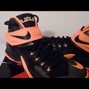 Lebron Soldier VII Size 8.5