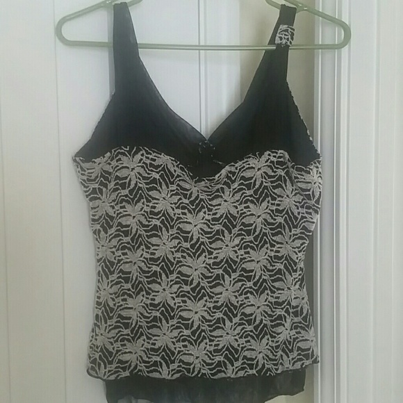 Top - Picture 3 of 3