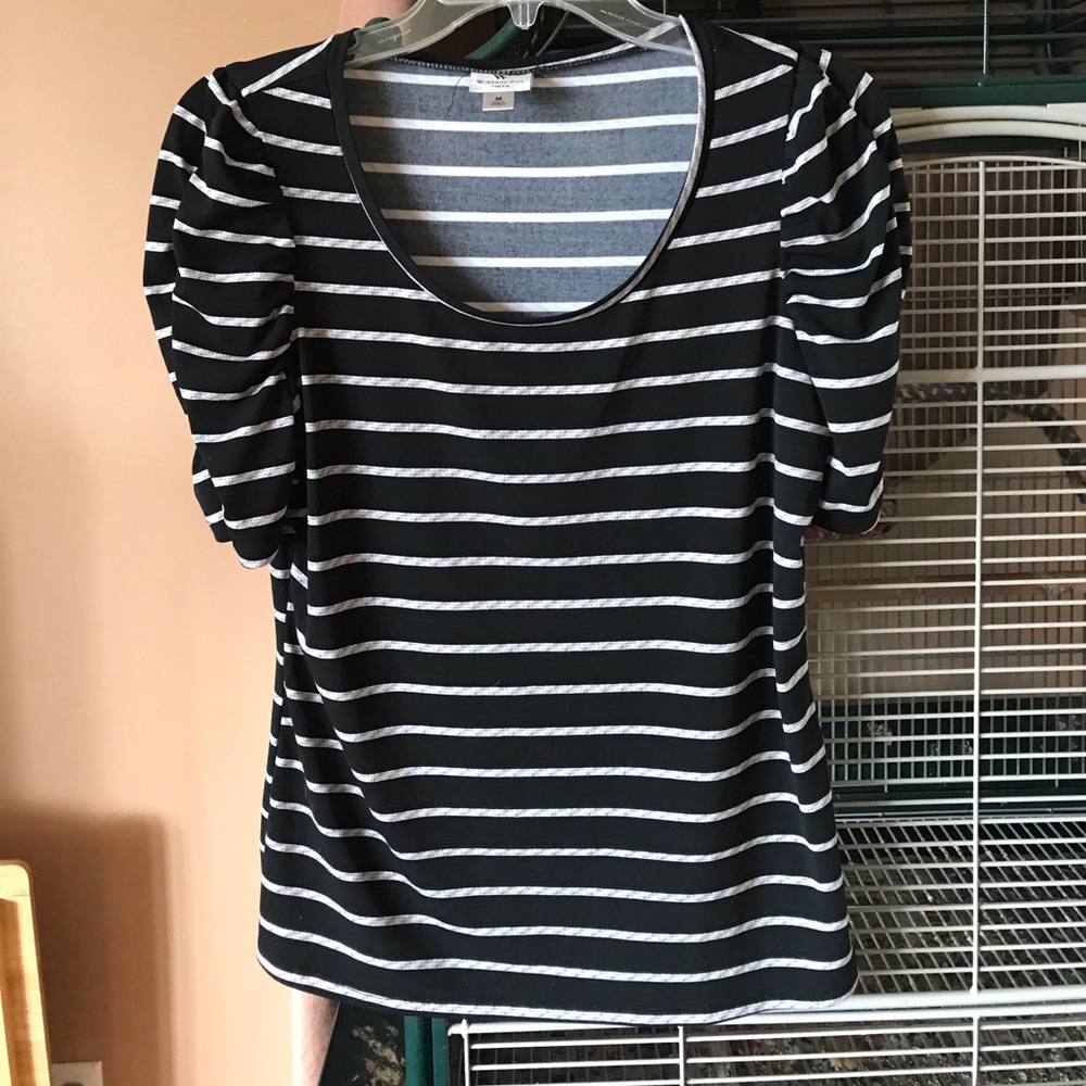 Girls black and gray blouse