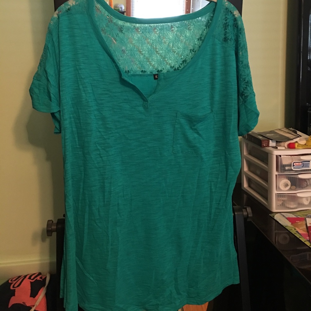 Express short sleeve top