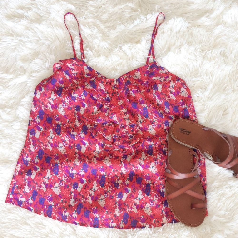 3 for $15 🍃 Pink Floral Tank Top
