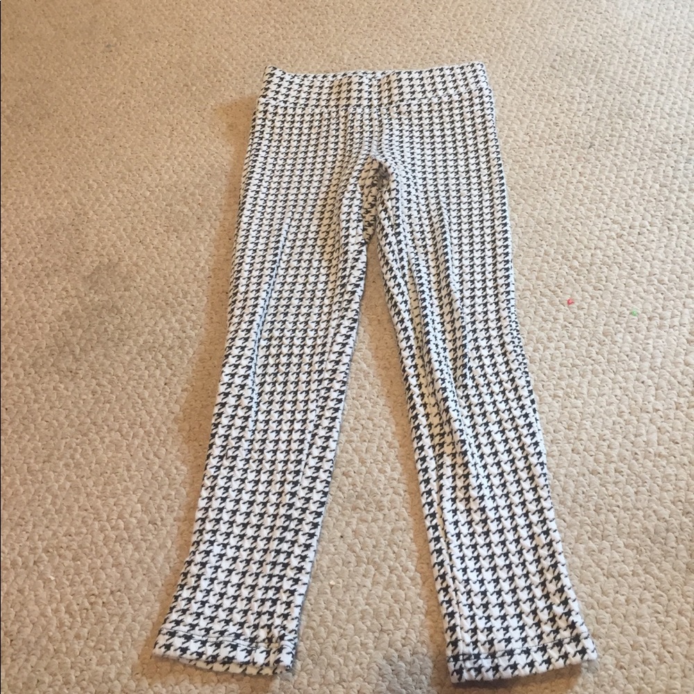 Girls black and white leggings